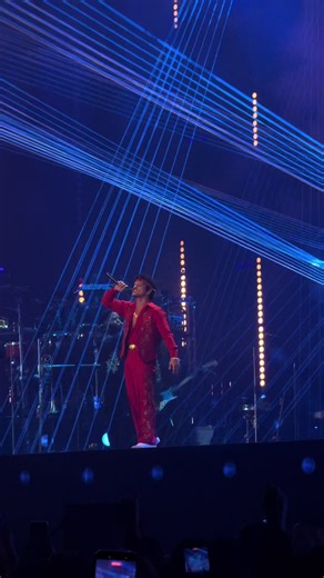Bruno Mars The Romantic Tour Vancouver 24K Magic night highlights