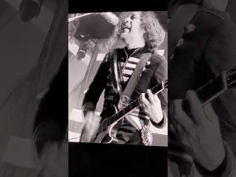 My Chemical Romance - The Black Parade (live @ the Hollywood Bowl)