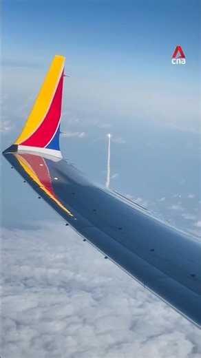 Artemis II launch spotted mid-flight by plane passengers