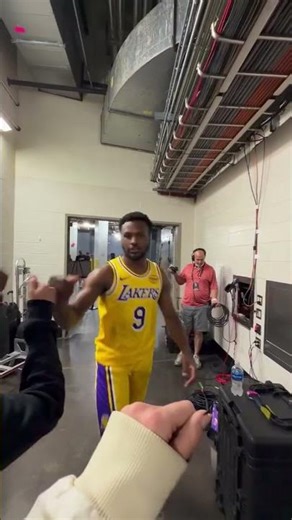 Celebrating the series-clinching win 👊 #lakers #NBAplayoffs