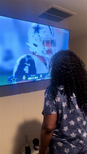 My mama don’t play about the cowboys 😂 #mamabutler #dallascowboys | cowboy
