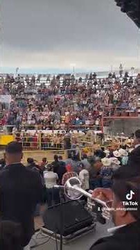 Banda Uriangatense.- Jaripeo con los Destructores de Memo Ocampo en Uriangato gto 2026
