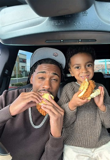 Popeyes Chicken and Biscuit: The Perfect Combo? 😂