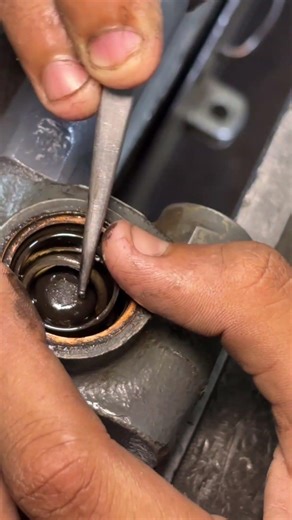 What's REALLY Inside a Diesel Vacuum Pump? Full Disassembly! 😱🔧