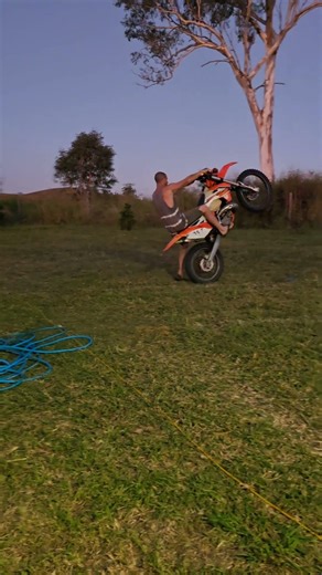 SlowMotion Wheelies@RadicalActionMan #dirtbiketricks #wheelie #ktm #dirtbike