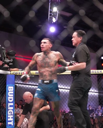 FILI WITH AN INSANE KO #ufcvegas122