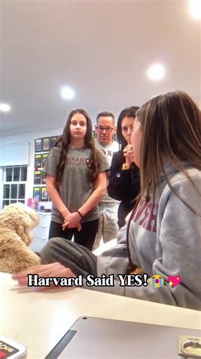 Watch their lives change in 10 seconds... 😭🎓#HarvardAcceptance#IvyLeague#Surprise#ReactionVideo#FYP