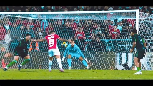 הערב של ז׳ורה 🧤⚽️🟢 ההצלות, השקט והרוגע בראיון בסיום. צוות מכבי חיפה TV ליווה אתמול את גיורגי ירמקוב #יאללהמכבי | @yermakov_geo | מועדון כדורגל מכבי חיפה Maccabi Haifa FC