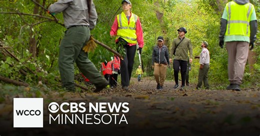 Volunteers mark National Public Lands Day with Twin Cities clean-up