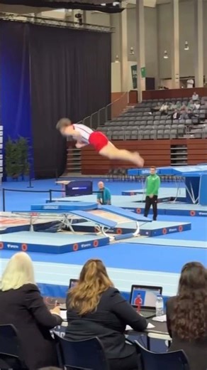 Magnus Lindholmer at the European Championships🇩🇰 #tumbling #gymnast #flip #trampoline #airtrack