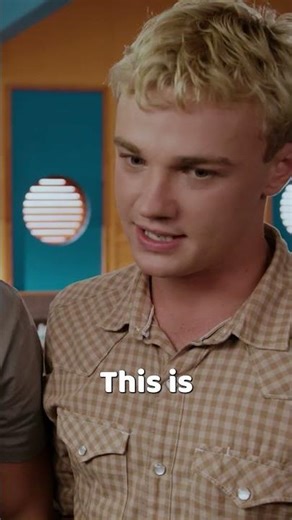 What’s happening to Evie? 🧜‍♀️😷 #mako #makomermaids #h2ojustaddwater