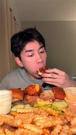 Gave me cookie, got you cookie #iykyk @Eric | dave's hot chicken