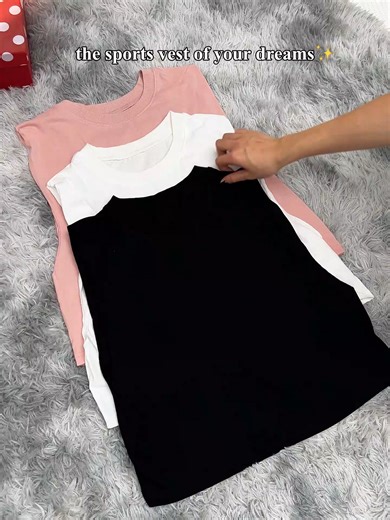 Fisoew Women's Workout Cropped Tank Tops – Casual Summer Tees