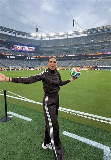 I think the stadium is ready for the World Cup Final! No way I made this video hours before kick-off.. 😳🏆 Who will win?!