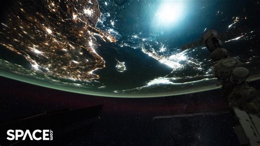 Amazing time lapse footage from space station: Meteor burns up over Earth