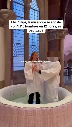 Vidéos de ac2ality (@ac2ality) au sujet de Lily Phillips Baptised