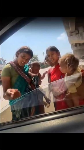 Women offers ₹5000 job to beggars🤑 They refuse | Choice or Compulsion? #ytshorts #relatablestories