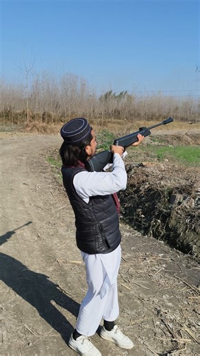 Flaying Shot Training with Airgun