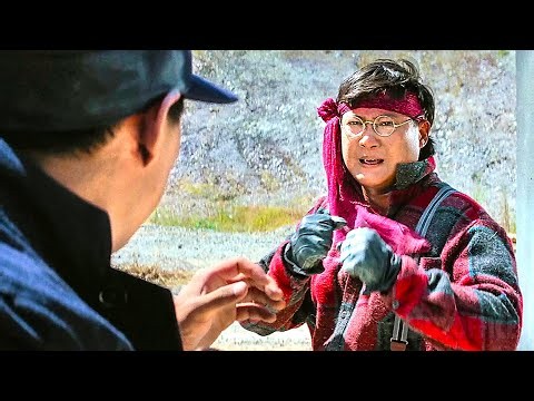 Sammo Hung VS Yuen Biao |  The Train Station Fight | Millionaires' Express | CLIP