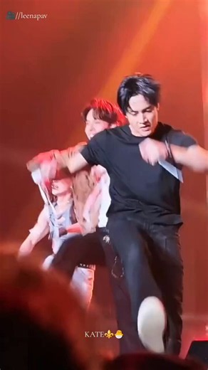 Kai Marichi 카이 마리치 on X: "SB19 Ken’s graceful dance moves 💃… that body wave is like that sea breeze and smoothly done. #ken #SB19 #bodywave @SB19Official" / X