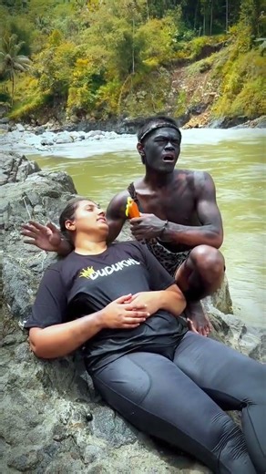 Firman puts his foreign girlfriend to sleep by listening to music #brazil #funny #comedy #africa