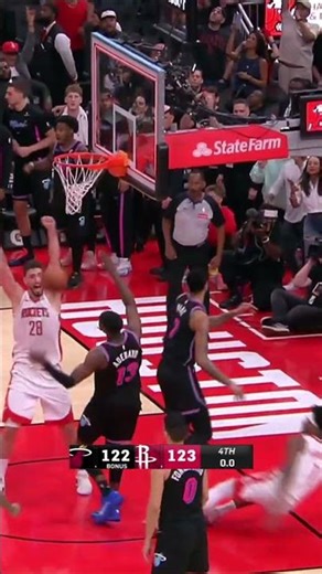 What was your reaction when this happened? 🫨 #rockets