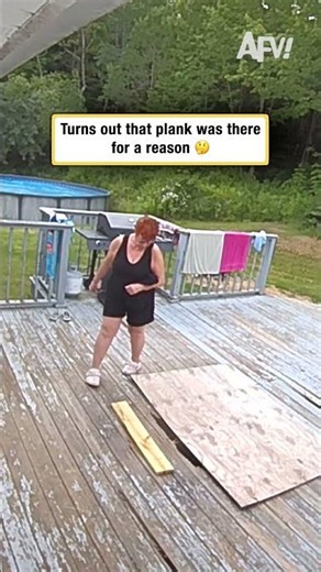 Turns out that plank was there for a reason 🤔