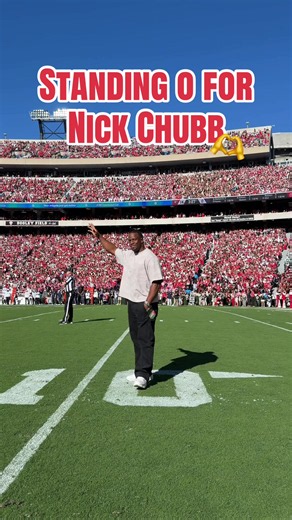 Nick Chubb standing ovation: Georgia football legend tribute
