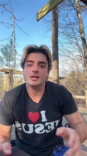 Embrace Being Single This New Year with Faith