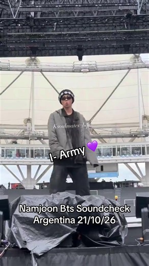 Namjoon soundcheck Argentina 21/10/26