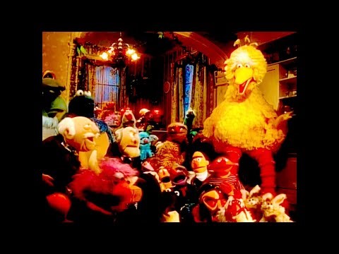 Muppet Songs: Christmas Carol Sing | Upscaled