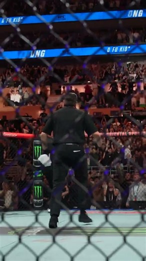 OUT COLD 🥶🇨🇳 Song Yadong With An Absolute Screamer At UFC Shanghai!