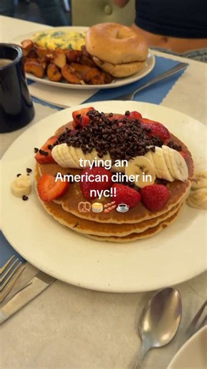 Trying an American Diner in NYC: The Perfect UES Breakfast Spot?