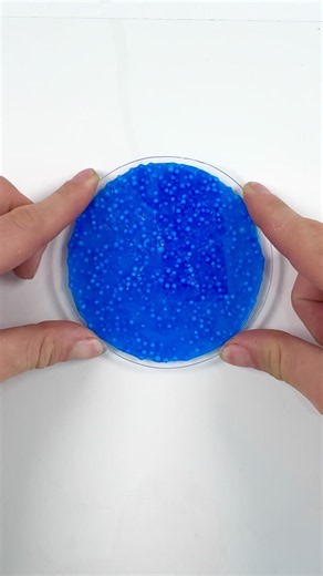 What color will it make?? (part 2) #colormixing #crunchy #asmr #oddlysatisfying