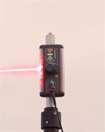 2D Grading. Made Automatic! 💥 Introducing Unicontrol 2D Grading — delivering automatic blade control with industry-leading laser precision from with Spectra Precision. Experience blade automation that helps contractors reduce labor and improve margins on small- to medium-sized jobs. Here’s what gets you to precise final grade faster: 🎯 Automation with /- 5 mm surface accuracy 📏 Six-way Blade Control ⚙️ Intuitive & Customizable Interface With 2D grading, you work with trusted laser precision f