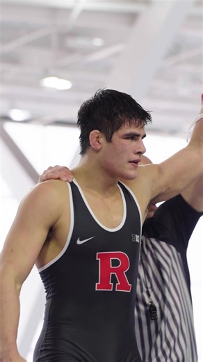 Shane Cartegena-Walsh can not be stopped 😲 The Rutgers 184-pounder delivered a 11-2 Major Decision to advance to the Midlands Championship bout at 184 lbs ⏩ Subscribe/watch on B1G bigtenplus.com