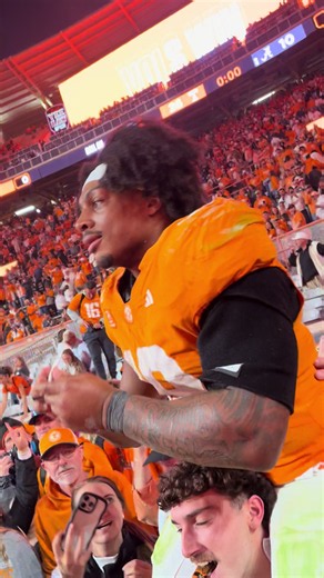 DeSean Bishop: 'It's Great to Be a Tennessee Vol' | Chat Sports