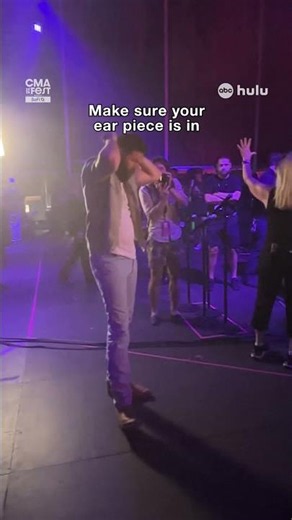 Nothing like some hydration and fist bumps to get Jordan Davis going at CMA Fest presented by SoFi💧