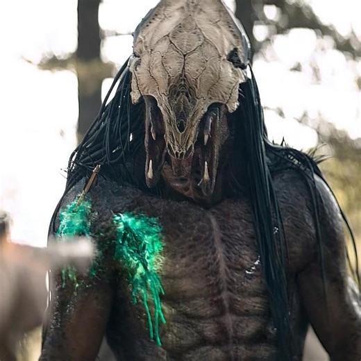 Can humanity defeat the Predator? | Prey (2022)