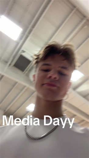 Media Day Isch Ass Gsi: The 'Serving Throw It' Meme Explained
