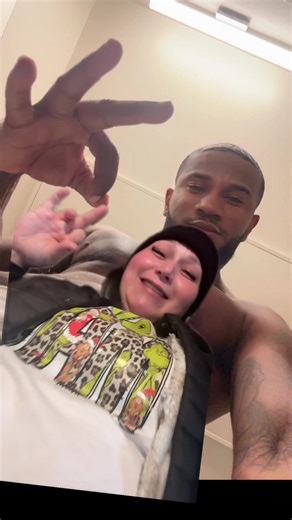 I swear my life is like an alternate reality.... i'm not from earth because this shit ONLY happens to me 🤣🤣🤷🏻‍♀️😘 #bebesitalecii #fyp #airdrop #mysteryman #findhim