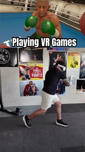 Which Gamer Are You? Mobile or VR? BOTH?! 🎮 #MobileGaming #VRGaming #JetpackJoyride #TOTF2