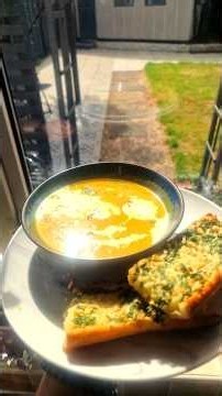 To soup...or not to soup? Sweet potato and carrot soup with homemade garlic bread. 30 minute meal 🔥
