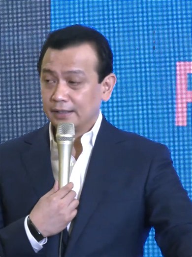 Trillanes asks: Why did Escudero issue subpoena to all prosecution witnesses but me? WATCH: Former senator Antonio Trillanes IV questions why Senator Chiz Escudero, the presiding officer in Vice President Sara Duterte's impeachment trial, issued subpoenas to all of the prosecution's witnesses except for him. Trillanes was speaking in a press conference at Club Filipino in San Juan City on Friday, October 2, following the withdrawal of his name from the prosecution's witness lineup. #NewsPH #Rapp