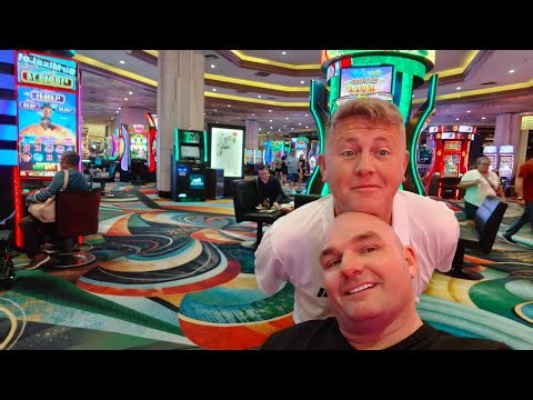slots live from the MGM grand