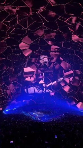 Las Vegas Sphere Metallica residency night 2 metal show world premier concert experience fun visuals