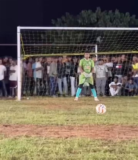 Imagine you get this kind player with “Valverde” for midfield 😂 https://t.co/pQYLv9cv7u