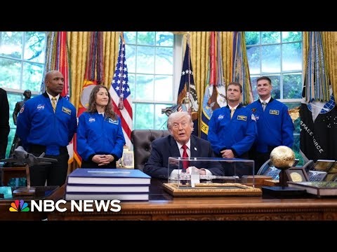 Trump meets with Artemis II crew after historic mission