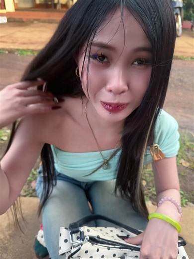 កំពូលកូនចៅ ភ្លេចការបូបនៅប៉ុស្តិ៍ប៉ូលិស🙄