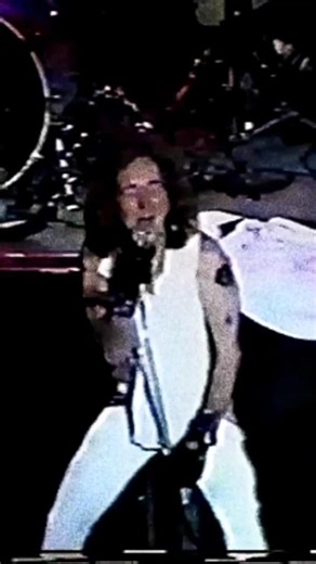 Watch Peter sing Beth live in New York City.